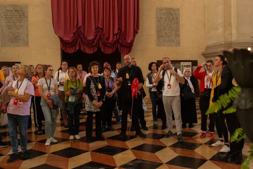 VELIKA FOTOGALERIJA: Vjernici Požeške biskupije hodočastili u Rim povodom jubileja i 1100. obljetnice Splitskih sabora