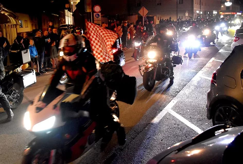 [FOTOGALERIJA] Moto karavana “Zajedno u ratu, zajedno u miru” stigla u Požegu