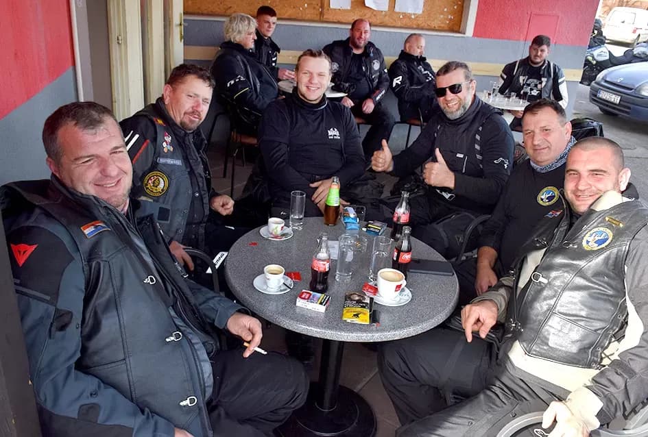 TOPLINA ZAJEDNIŠTVA U ČAGLINU: Više od 800 sudionika moto-karavane Prevlaka–Vukovar dočekano s osmijehom, ponosom i zahvalnošću