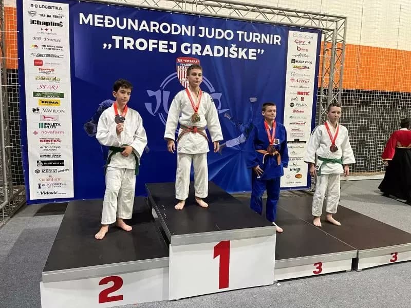 Mali borci velikog srca: Judaši Slavonca zasjali na međunarodnom turniru u Gradišci