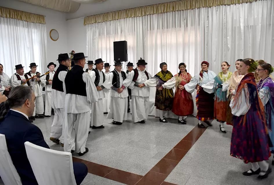 Zahvalnice Općine Jakšić primili su Limarija Pažin, OŠ Mladost, Mirela Pavličić Hein, Slavko Glavaš i Ivo Grbeš-Honda