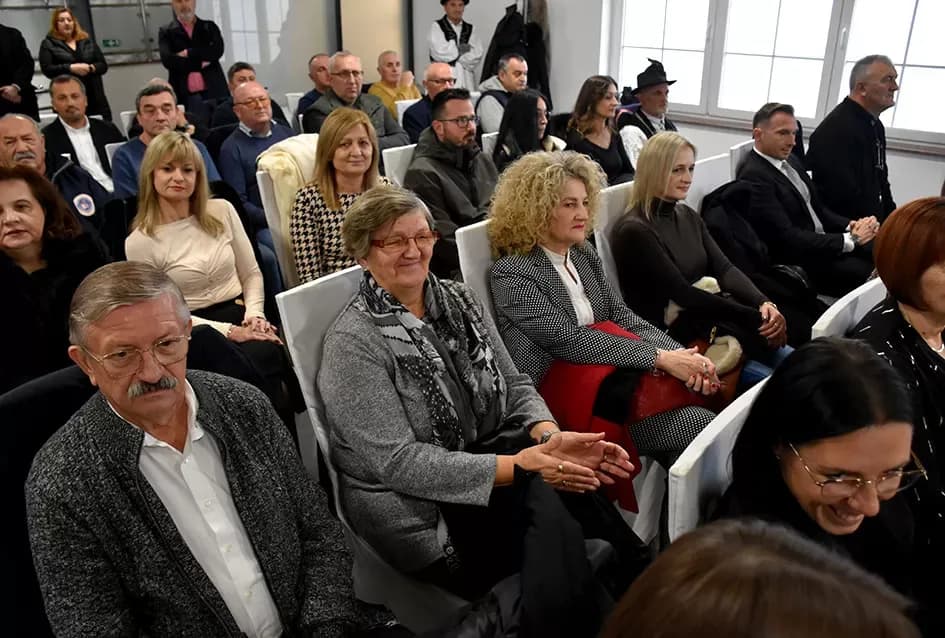 Zahvalnice Općine Jakšić primili su Limarija Pažin, OŠ Mladost, Mirela Pavličić Hein, Slavko Glavaš i Ivo Grbeš-Honda