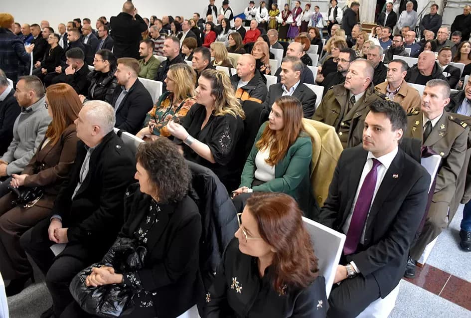 Zahvalnice Općine Jakšić primili su Limarija Pažin, OŠ Mladost, Mirela Pavličić Hein, Slavko Glavaš i Ivo Grbeš-Honda