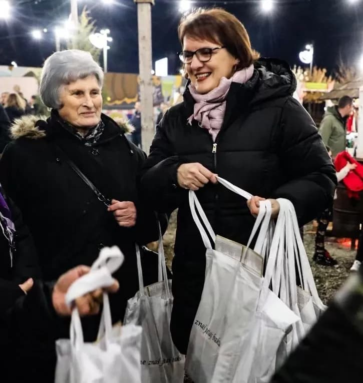 U Bećarskom šoru u znaku osoba „zlatne dobi“, ribiča i Tamburaškog sastava „Podrumski bećari”