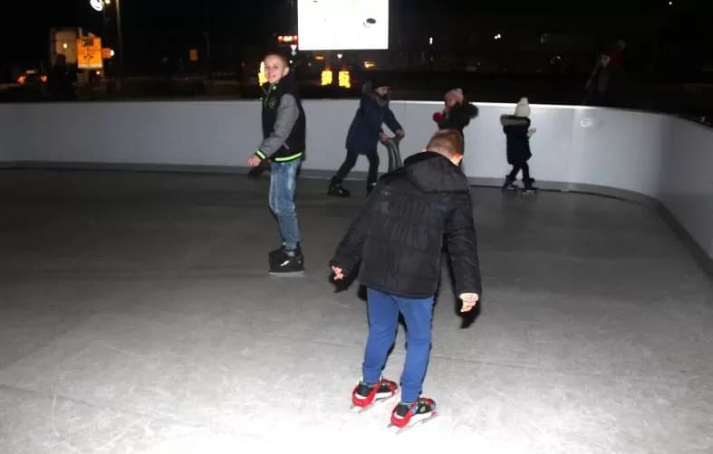 U Bećarskom šoru u znaku osoba „zlatne dobi“, ribiča i Tamburaškog sastava „Podrumski bećari”