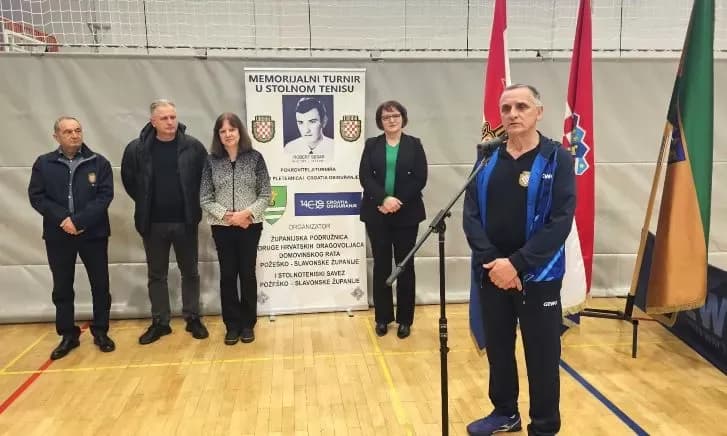 MEMORIJALNI STOLNOTENISKI TURNIR „ROBERT SESAR“: Ovogodišnji pobjednik ekipa „Halo 92“ iz Vinkovaca