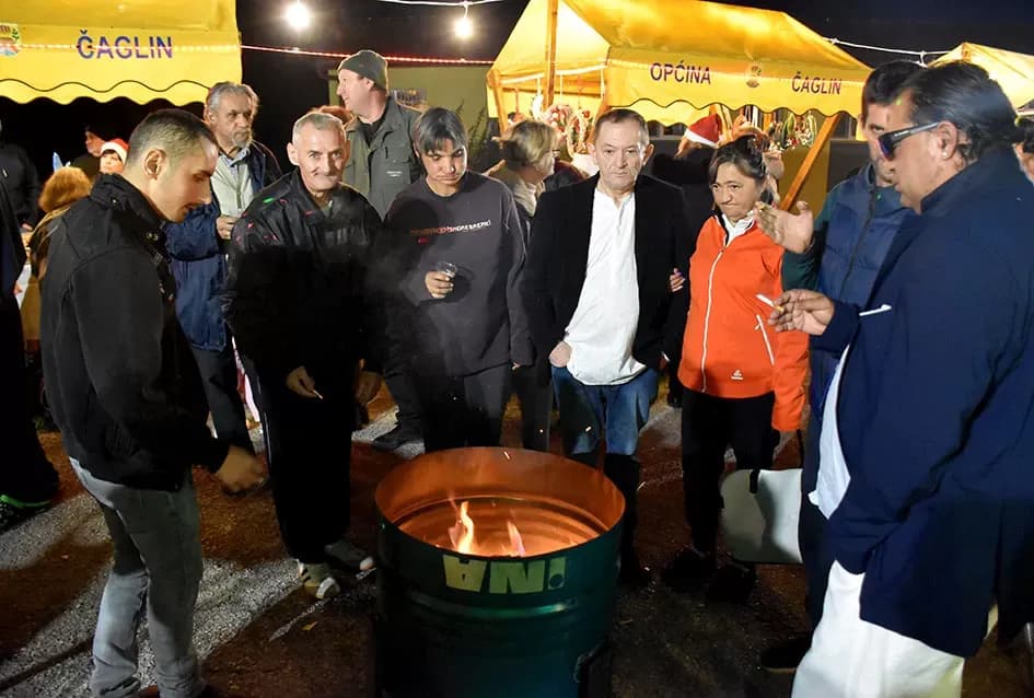 Advent u Ljeskovici: Zajedništvo, pjesma i darovi unijeli blagdansku radost u Dom za odrasle osobe