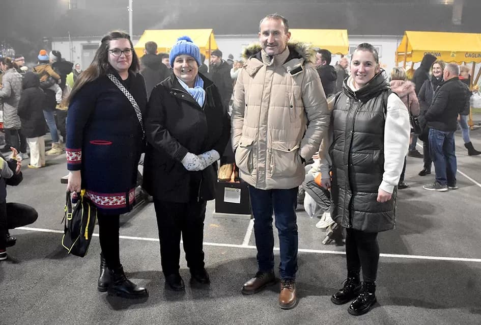 Drugi Advent u Čaglinu: Blagdanska čarolija okupila mještane unatoč prohladnom vremenu