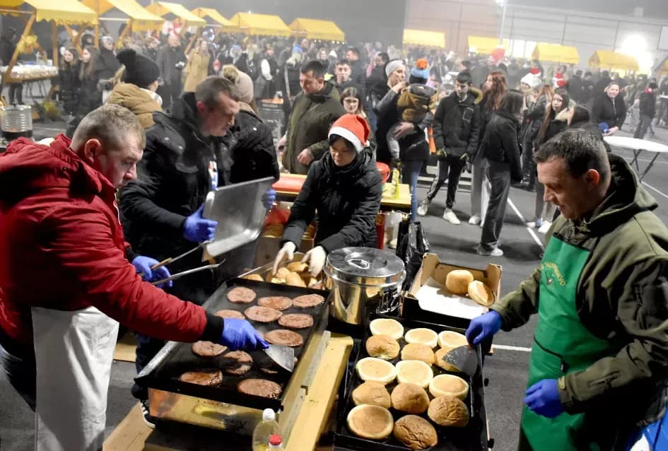 Drugi Advent u Čaglinu: Blagdanska čarolija okupila mještane unatoč prohladnom vremenu