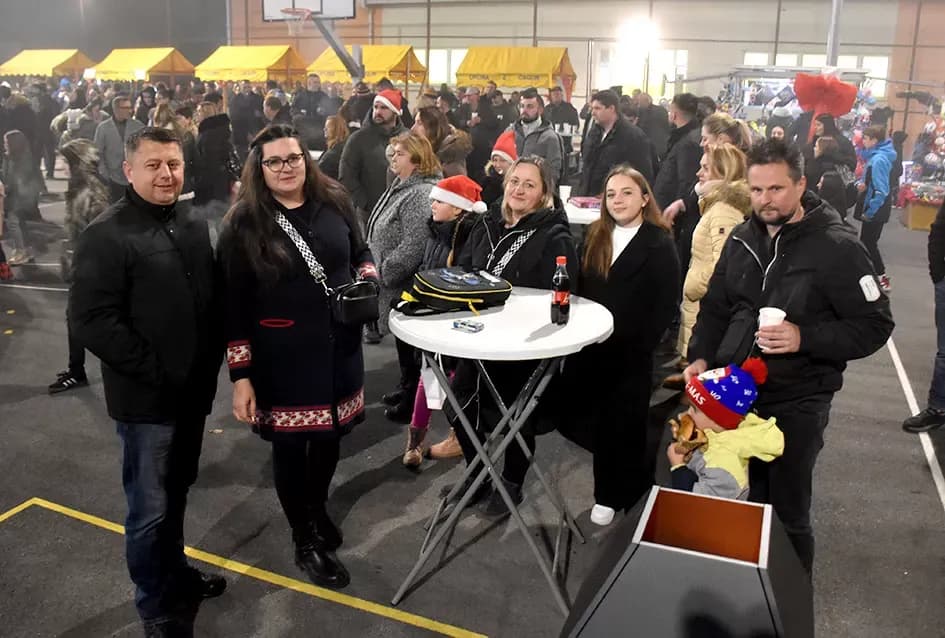 Drugi Advent u Čaglinu: Blagdanska čarolija okupila mještane unatoč prohladnom vremenu