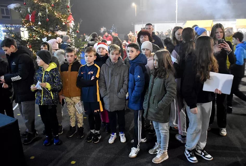 Drugi Advent u Čaglinu: Blagdanska čarolija okupila mještane unatoč prohladnom vremenu