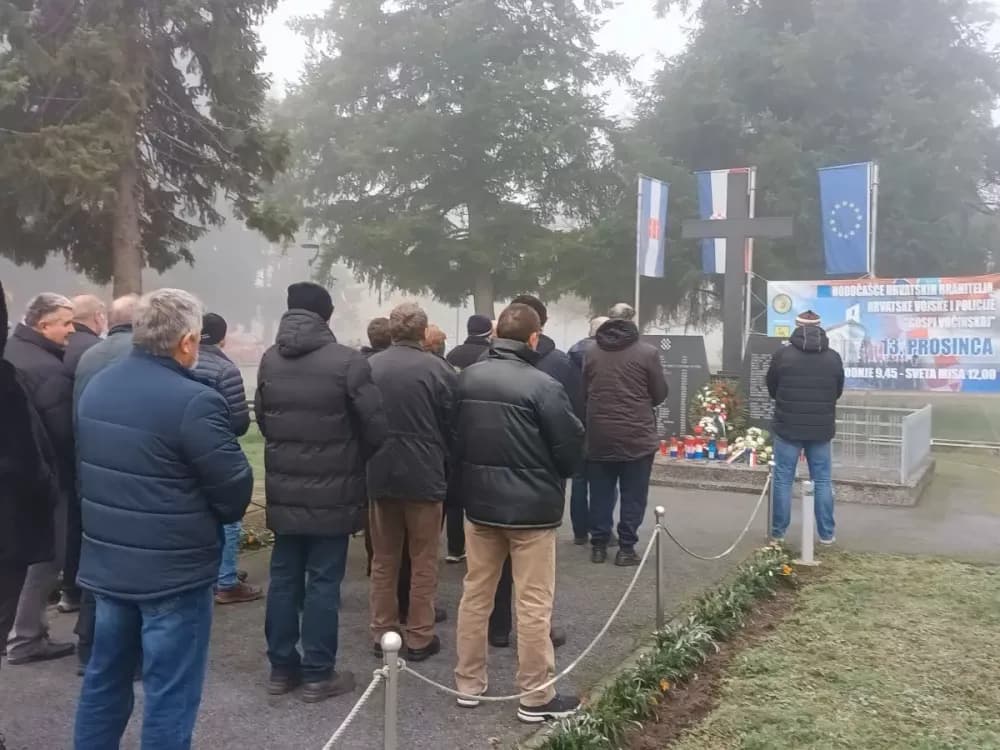 Brestovački branitelji pohodili Voćin u čast obljetnice stradanja mještana