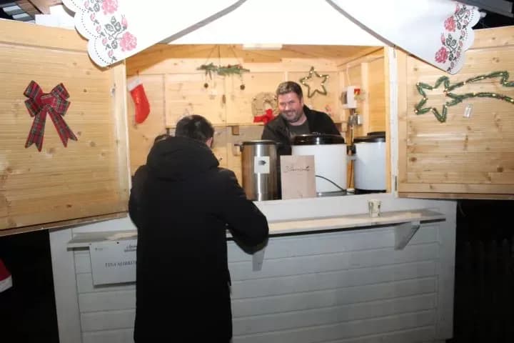 BEĆARSKI ŠOR: U veselom adventskom raspoloženju uz pikantni lovački čobanac i Tamburaški sastav „Zlatna dolina“