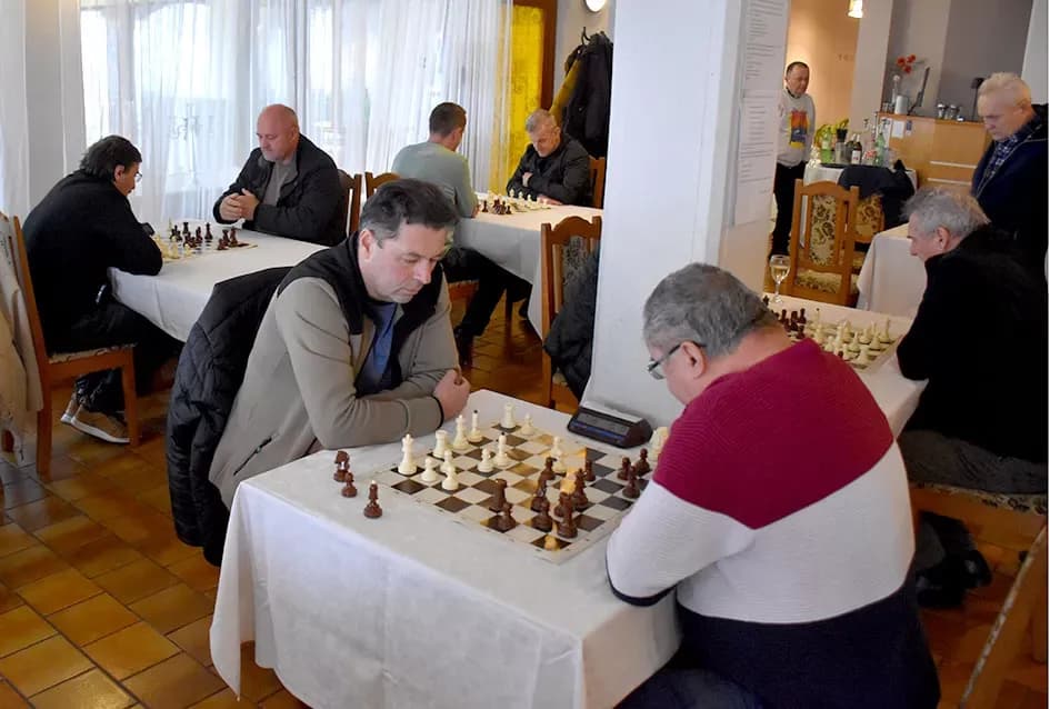 Održan Božićni šahovski turnir u Kutjevu: Gosti iz Jajca po treći puta najbolji