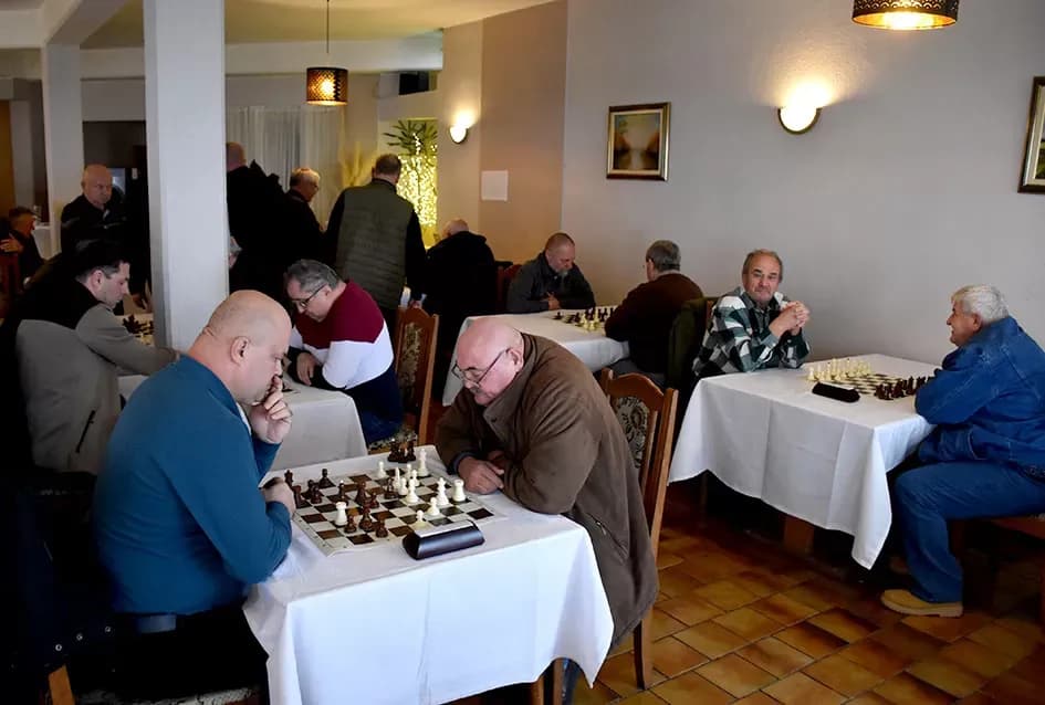 Održan Božićni šahovski turnir u Kutjevu: Gosti iz Jajca po treći puta najbolji