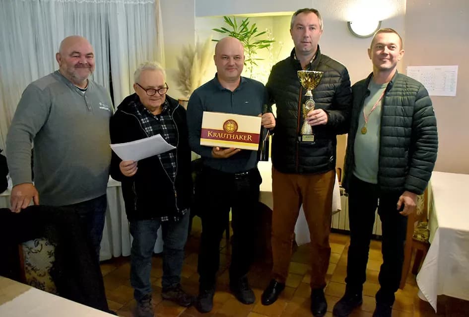 Održan Božićni šahovski turnir u Kutjevu: Gosti iz Jajca po treći puta najbolji