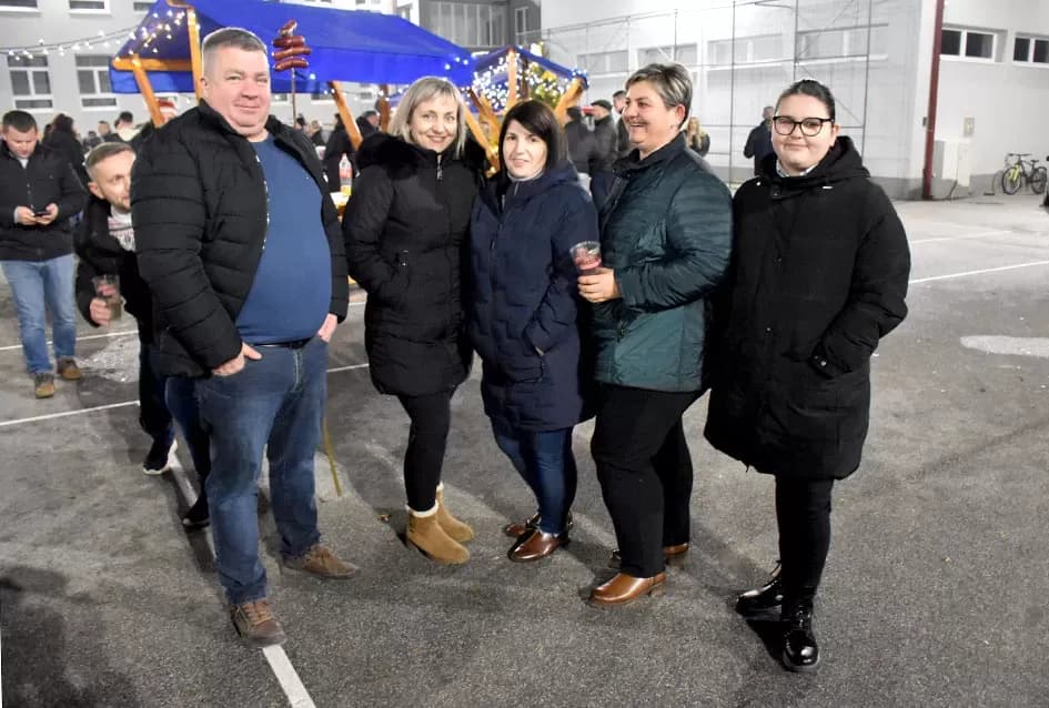 Jakšić dobio novu tradiciju: Veliki odaziv na adventsko druženje