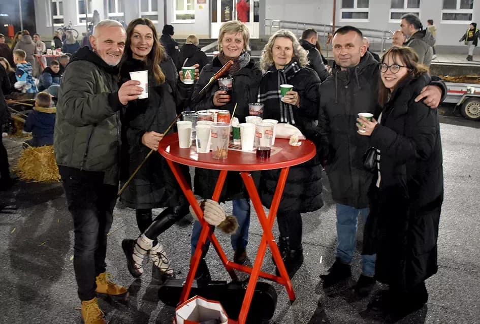 Jakšić dobio novu tradiciju: Veliki odaziv na adventsko druženje