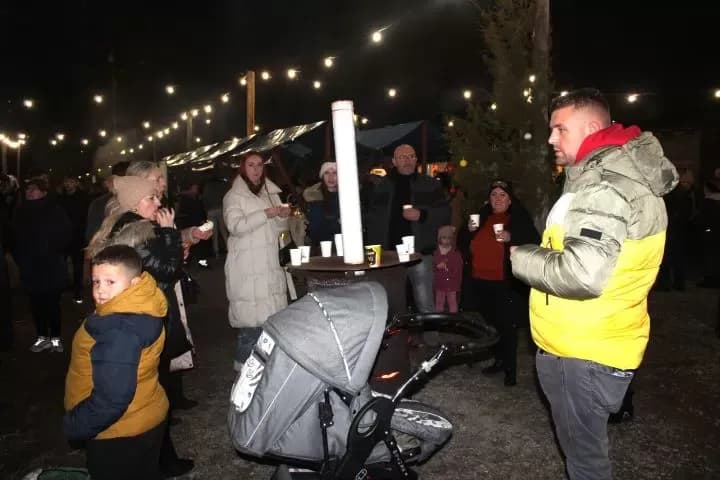 U BEĆARSKOM ŠORU: Božićni sajam, druženje s vatrogascima i Tamburaškim sastavom „Paori“