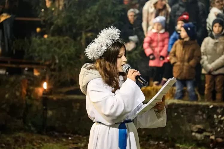 Žive jaslice u Pleternici donijele poseban duh Božića