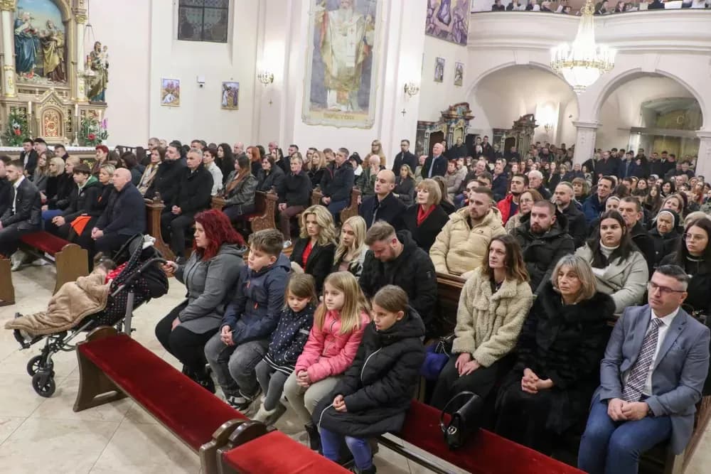Misa polnoćka u požeškoj Katedrali
