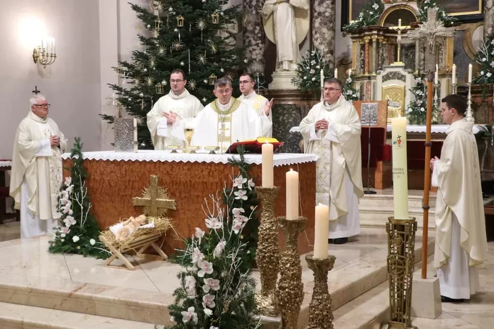 Misa polnoćka u požeškoj Katedrali