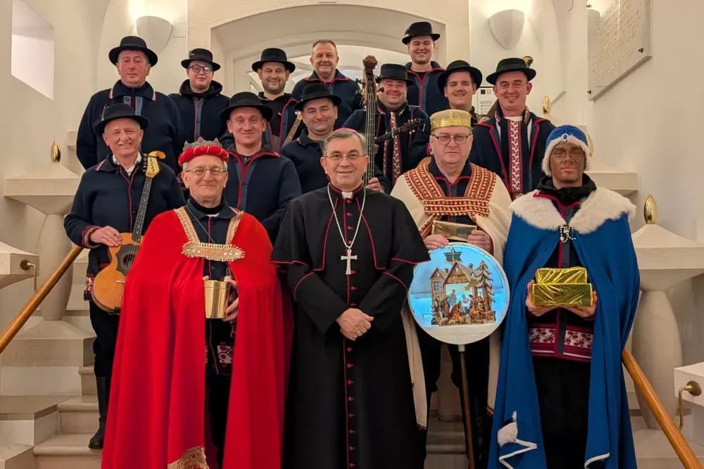 ʼBetlehemske zvijezdeʼ iz Jakšića pohodili biskupa Ivu