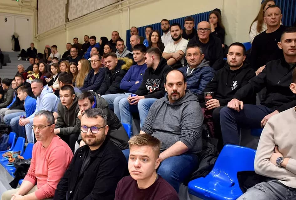 VELIČANSTVENA ZAVRŠNICA U GRABRIKU: Ekipa ʼSamsoneʼ osvojila Požegu i pokazala ogromno srce