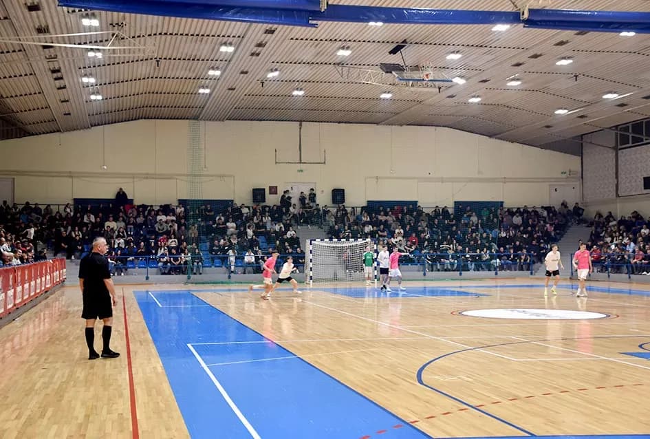 VELIČANSTVENA ZAVRŠNICA U GRABRIKU: Ekipa ʼSamsoneʼ osvojila Požegu i pokazala ogromno srce