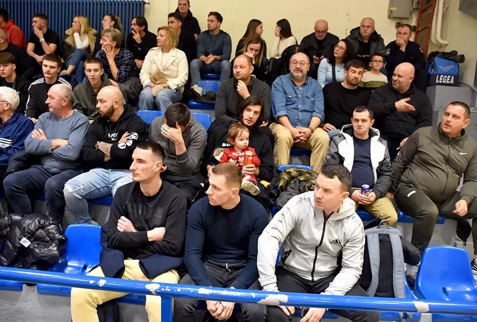 VELIČANSTVENA ZAVRŠNICA U GRABRIKU: Ekipa ʼSamsoneʼ osvojila Požegu i pokazala ogromno srce