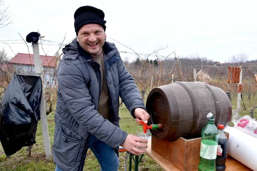 Vincelovo postaje tradicija na Kamenjaku: Blagoslov i vrhunska domaća kapljica