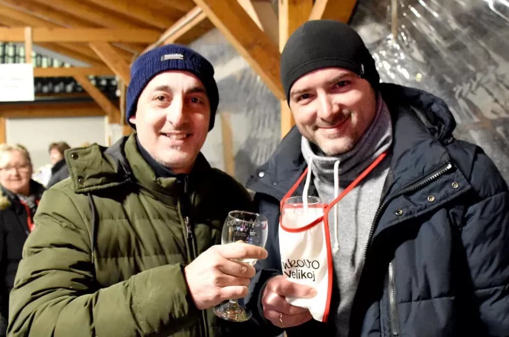 Uz tamburaše Fijakera proslavljeno 33. Vinkovo u Velikoj