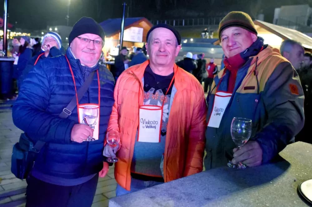 Uz tamburaše Fijakera proslavljeno 33. Vinkovo u Velikoj