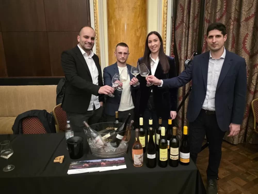 Vina Požeštine predstavljena na prestižnom En Primeur festivalu