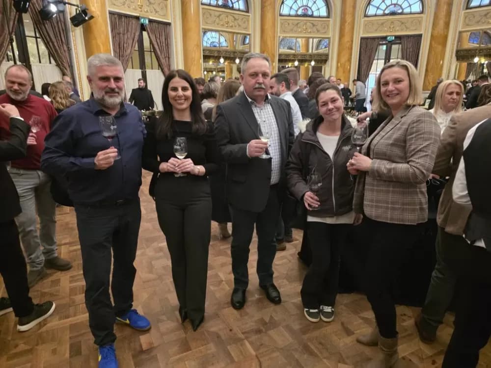Vina Požeštine predstavljena na prestižnom En Primeur festivalu