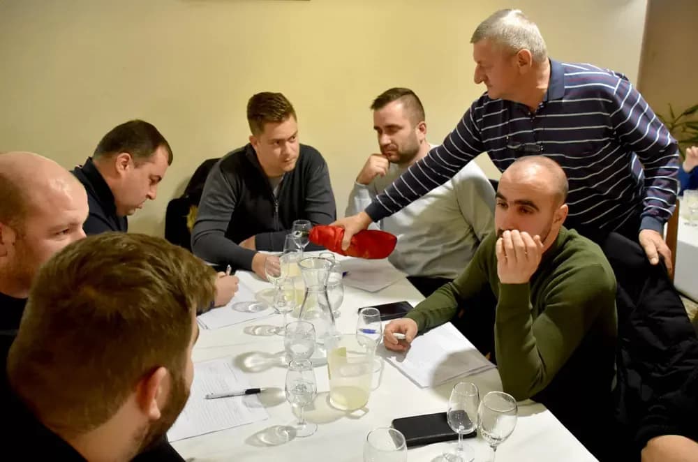 Mlada vina na testu: Uspješan početak 9. Zimske škole “Vino – Kap” u Kaptolu