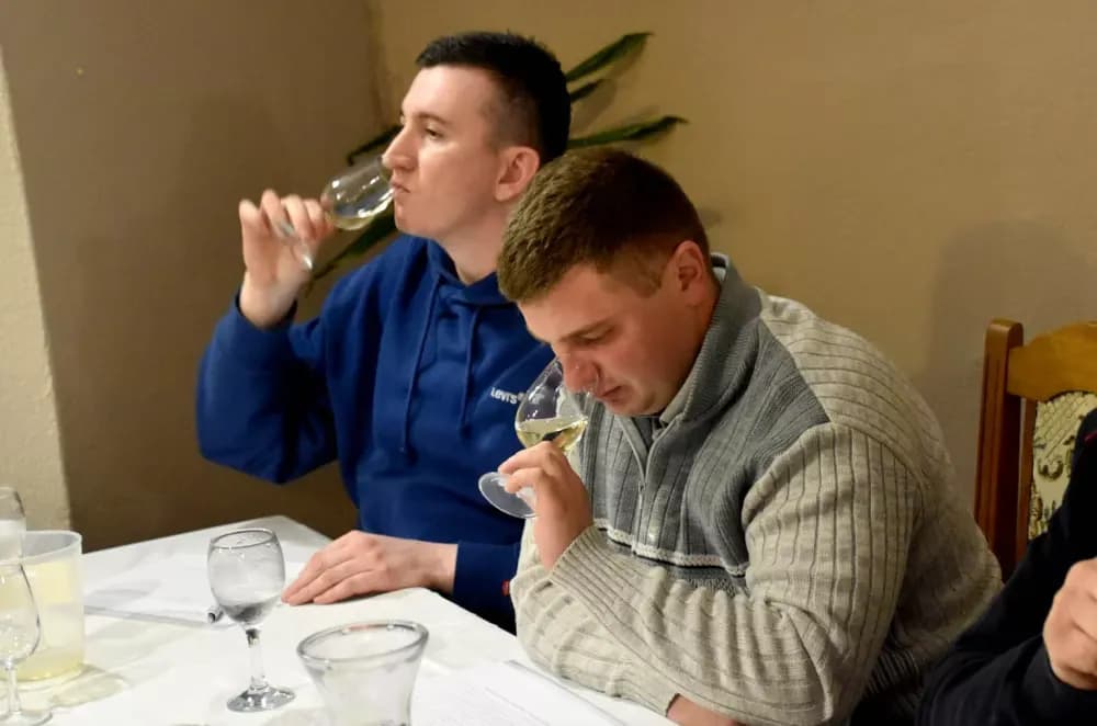 Mlada vina na testu: Uspješan početak 9. Zimske škole “Vino – Kap” u Kaptolu