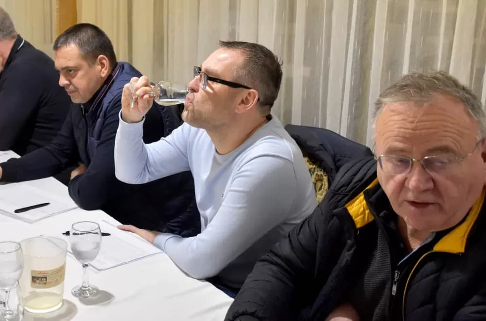 Mlada vina na testu: Uspješan početak 9. Zimske škole “Vino – Kap” u Kaptolu