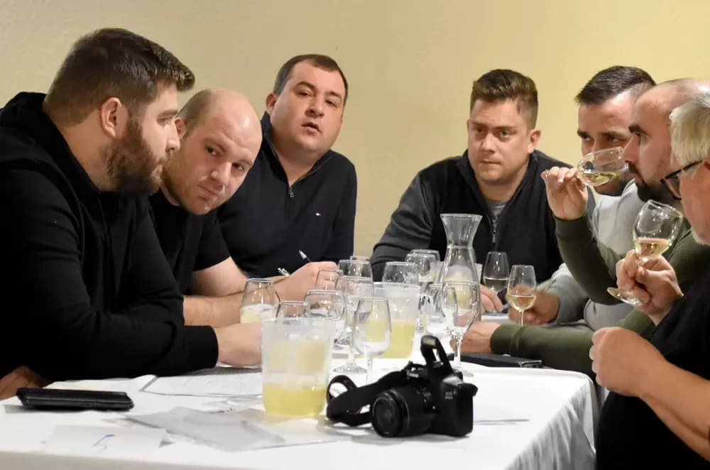 Mlada vina na testu: Uspješan početak 9. Zimske škole “Vino – Kap” u Kaptolu