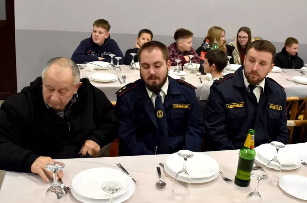 POVJERENJE STAROM VODSTVU: Ivan Kmetić i dalje na čelu DVD-a Alilovci