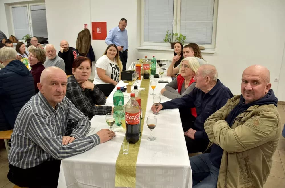 Veselje u Radovancima: Slavko Kovačević uz obitelj i brojne prijatelje proslavio 70. rođendan