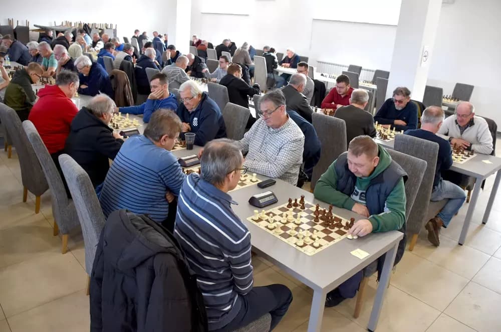 Brestovac ugostio 86 šahista iz tri države
