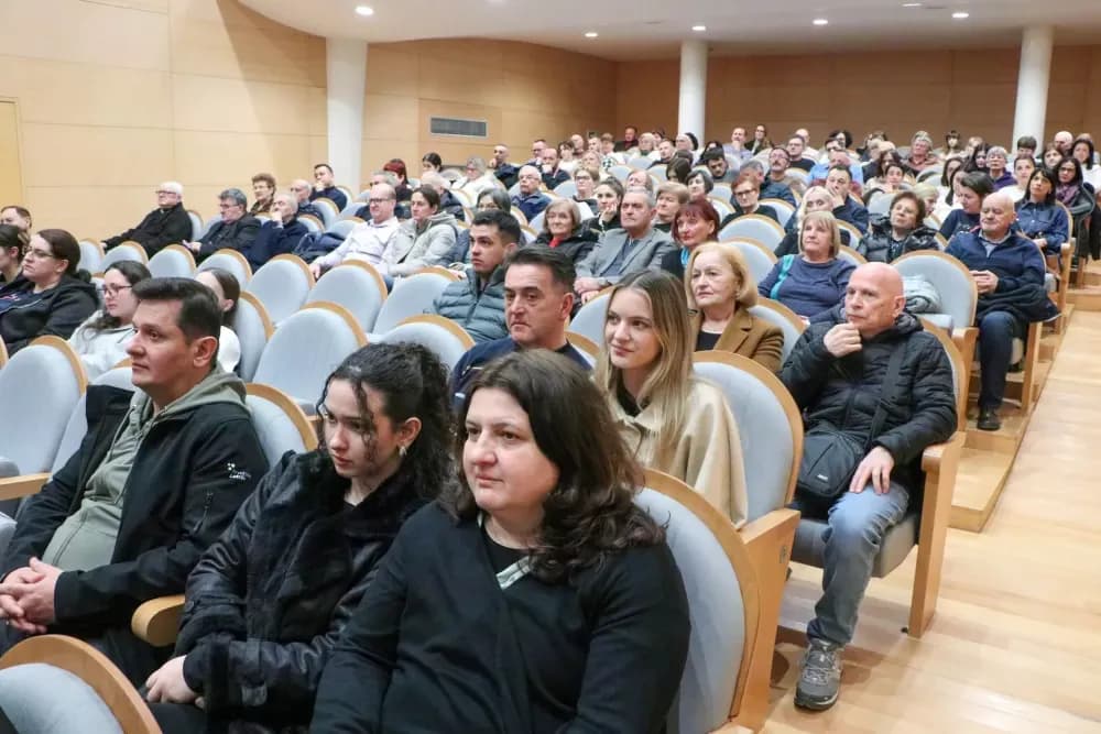 „Umjetna inteligencija – opasna ili korisna?“ - tema na prvoj korizmenoj tribini u Požegi