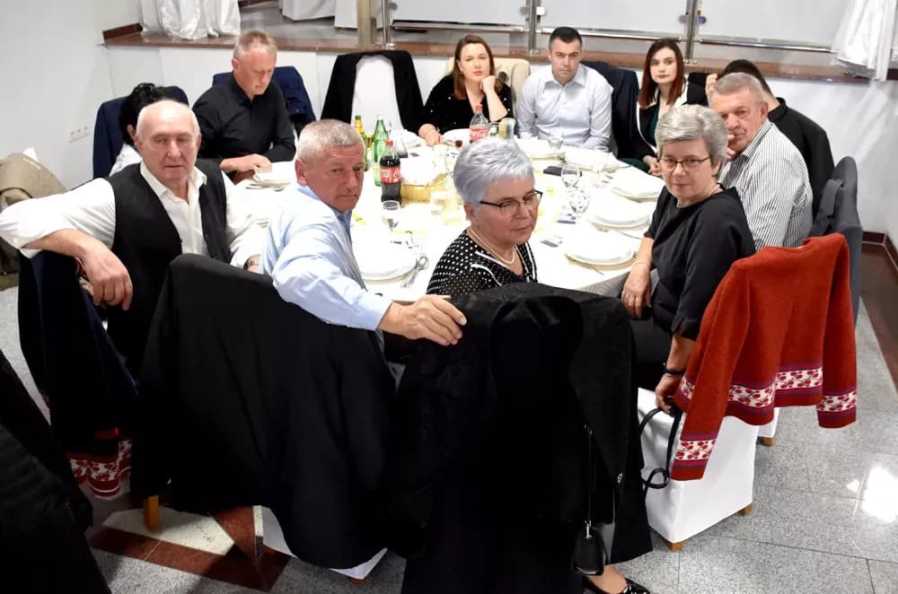 Na Tamburaškoj zabavi TS Šokci i Astal razveselili brojne posjetitelje