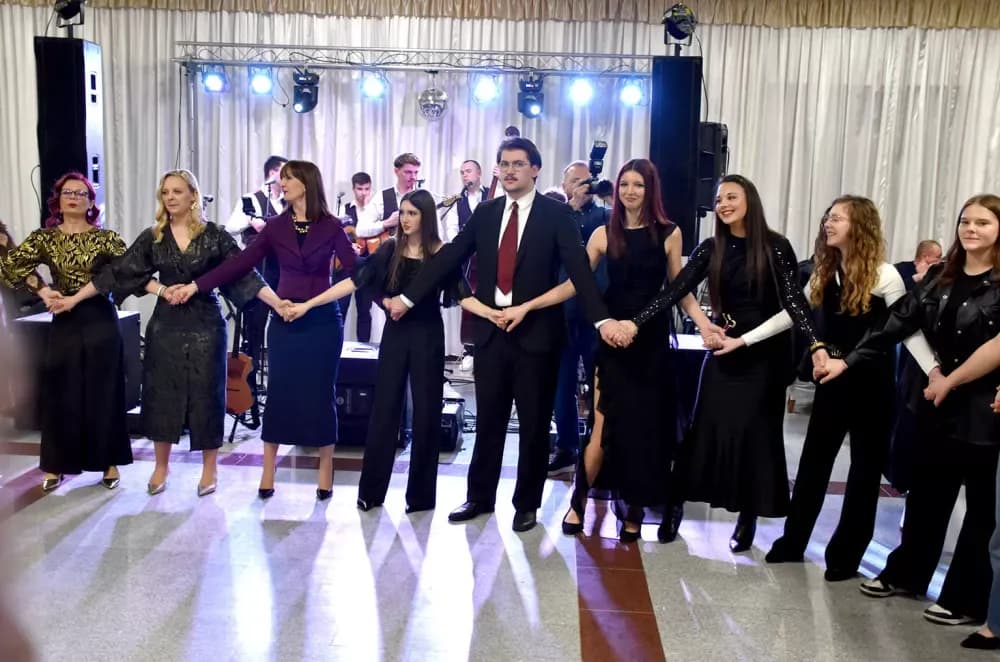 Na Tamburaškoj zabavi TS Šokci i Astal razveselili brojne posjetitelje