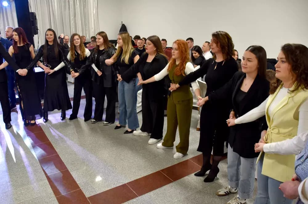 Na Tamburaškoj zabavi TS Šokci i Astal razveselili brojne posjetitelje