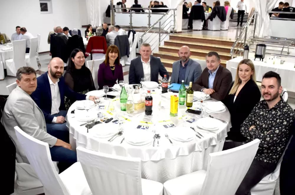 Na Tamburaškoj zabavi TS Šokci i Astal razveselili brojne posjetitelje