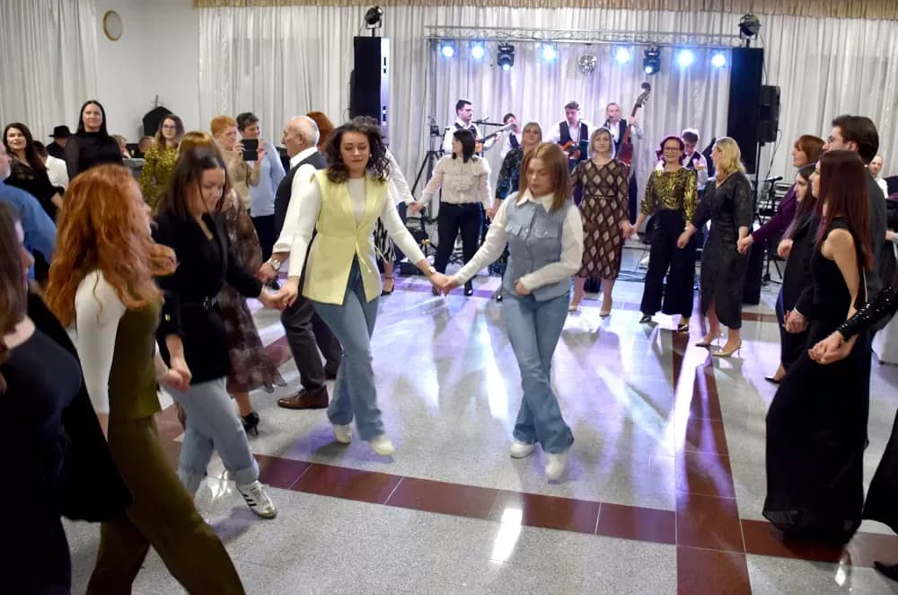 Na Tamburaškoj zabavi TS Šokci i Astal razveselili brojne posjetitelje