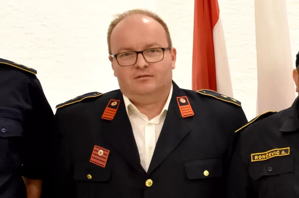 Velički vatrogasci uz 32 intervencije hvatali su zmije i uklanjali stršljenove