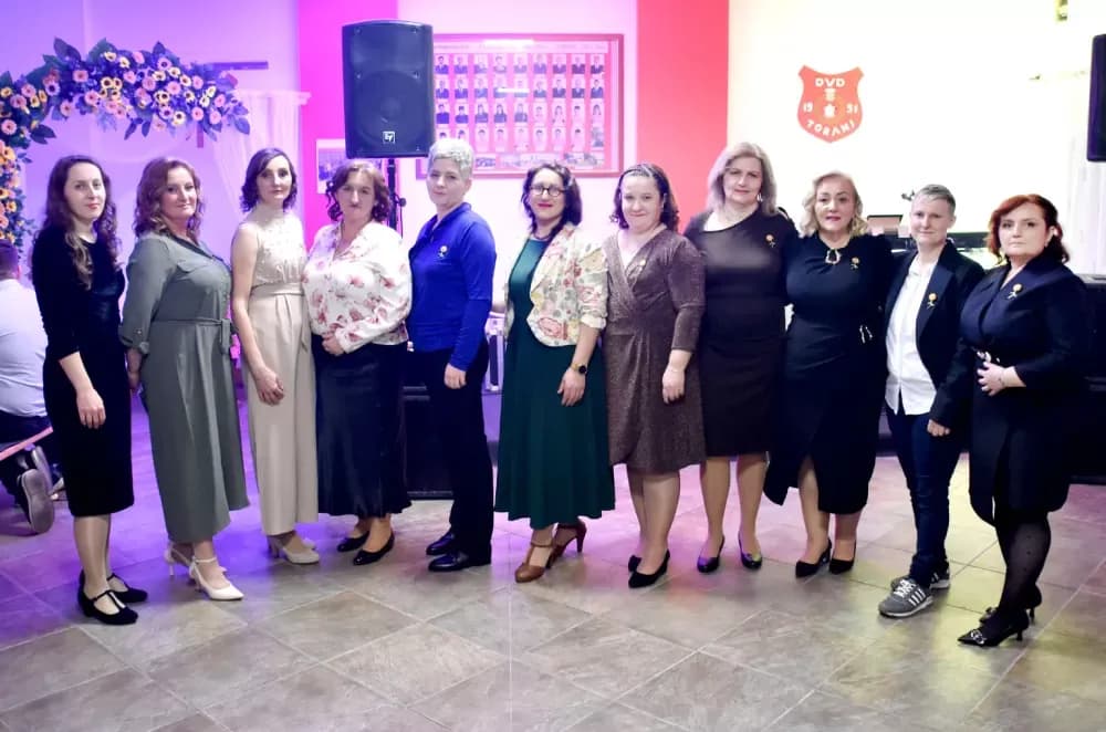Jubilarni Dan žena u Tornju uz Dubu Biondića i Papučke vile